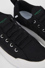 סניקרס גבר בצבע שחור