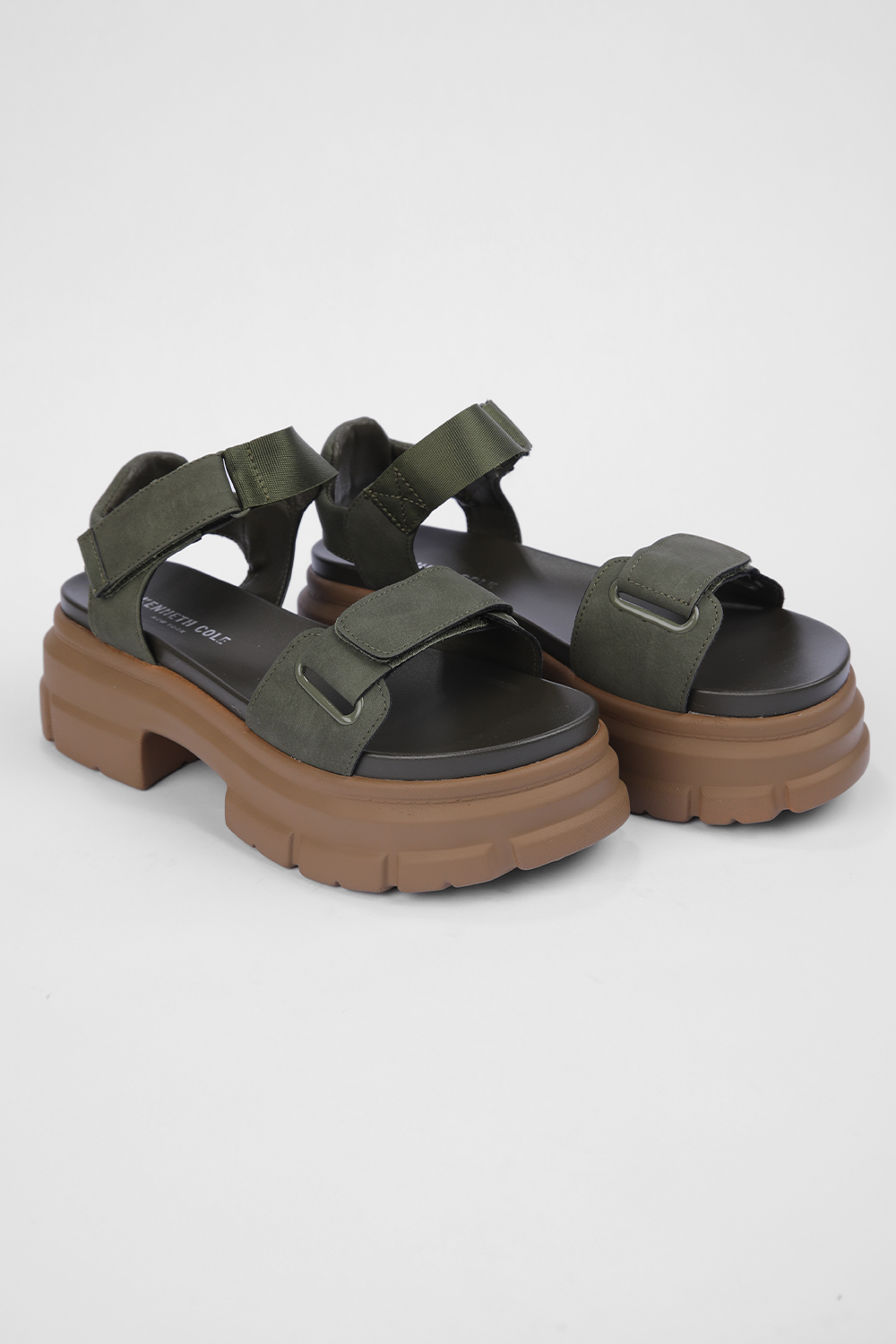 סנדל נשים בצבע ירוק זית