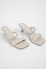 סנדל עקב נשים בצבע שמנת