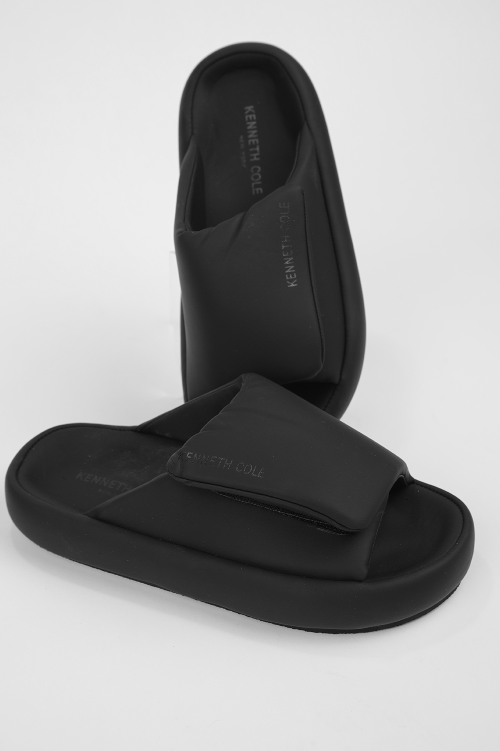 כפכף נשים בצבע שחור