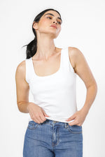 טופ אלסטי מפתח מרובע בצבע לבן