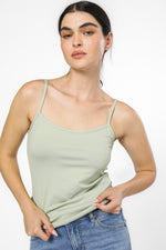 טופ אלסטי כתפיות בצבע ירוק