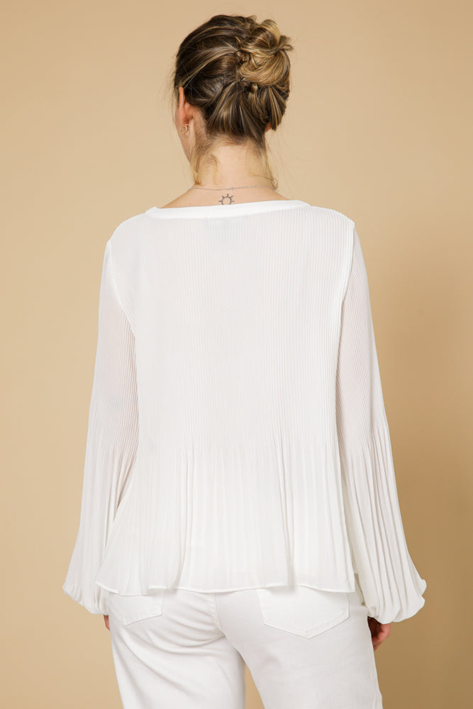 חולצת פליסה שרוול ארוך בצבע לבן