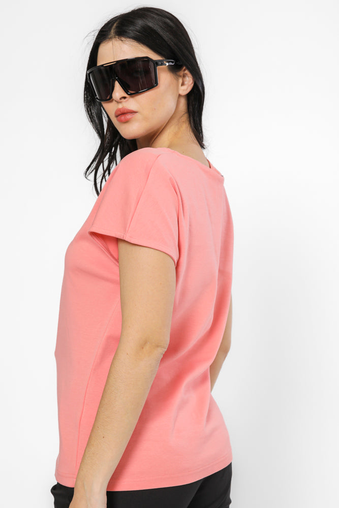 טי כותנה פרימיום שרוול קצר בצבע ורוד