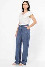 טי כותנה בצבע לבן