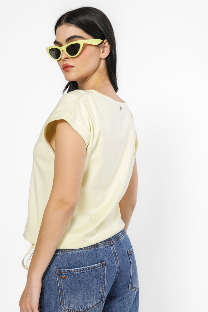 חולצה ללא שרוול בצבע צהוב בננה