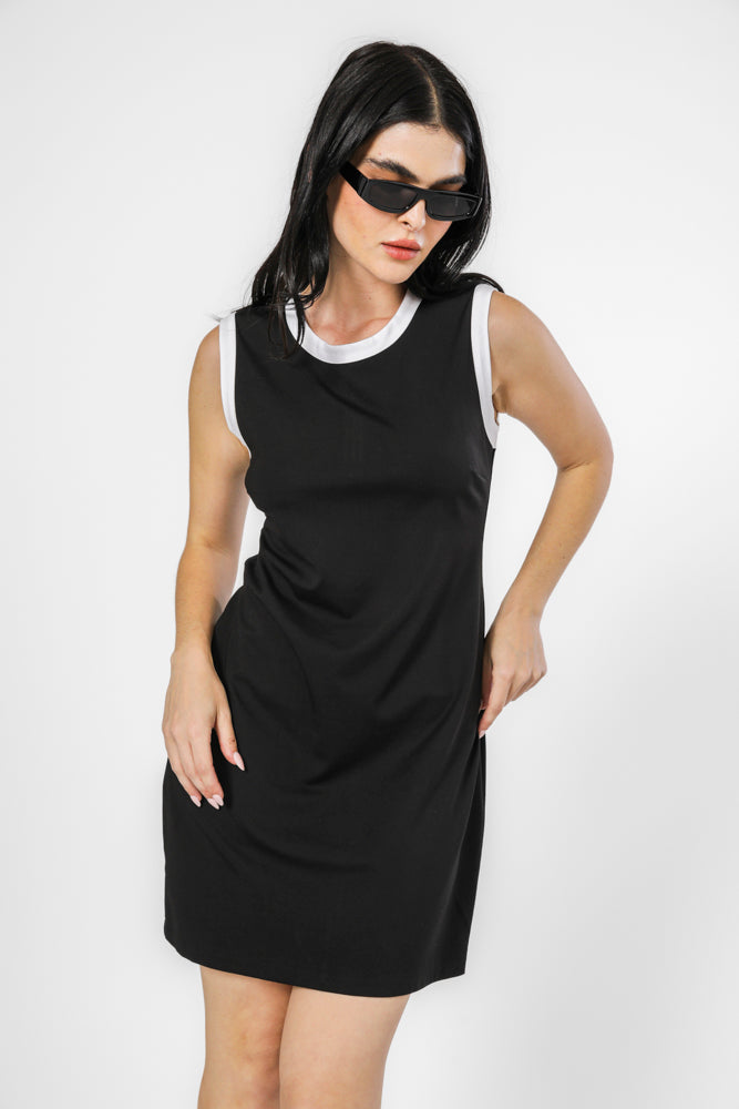שמלת ג'רסי ללא שרוולים בצבע שחור