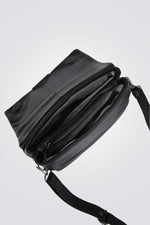 תיק צד לנשים בצבע שחור
