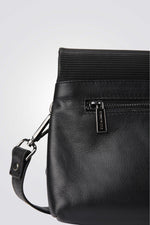 תיק צד לנשים בצבע שחור