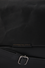 תיק צד לנשים בצבע שחור