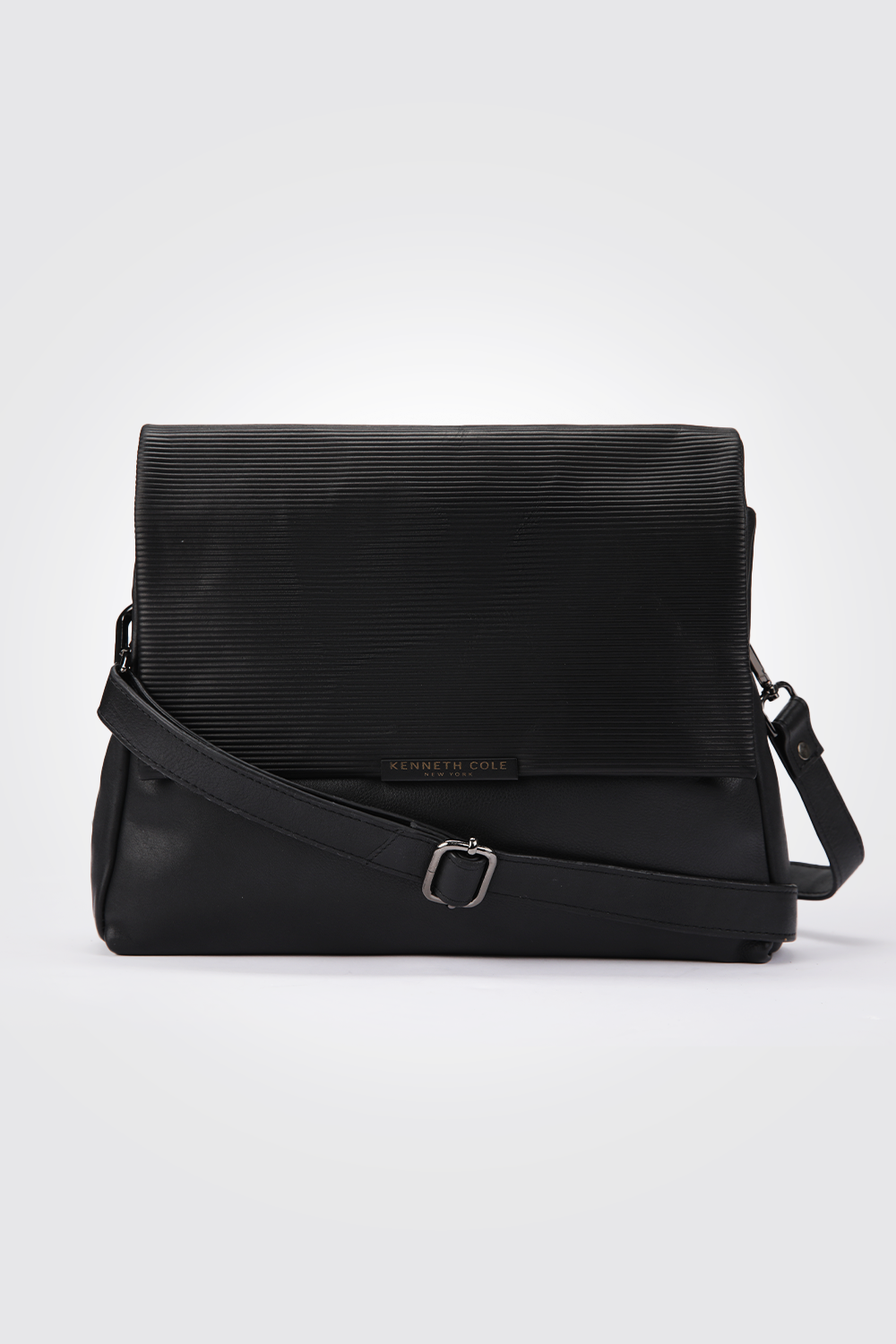 תיק צד לנשים בצבע שחור