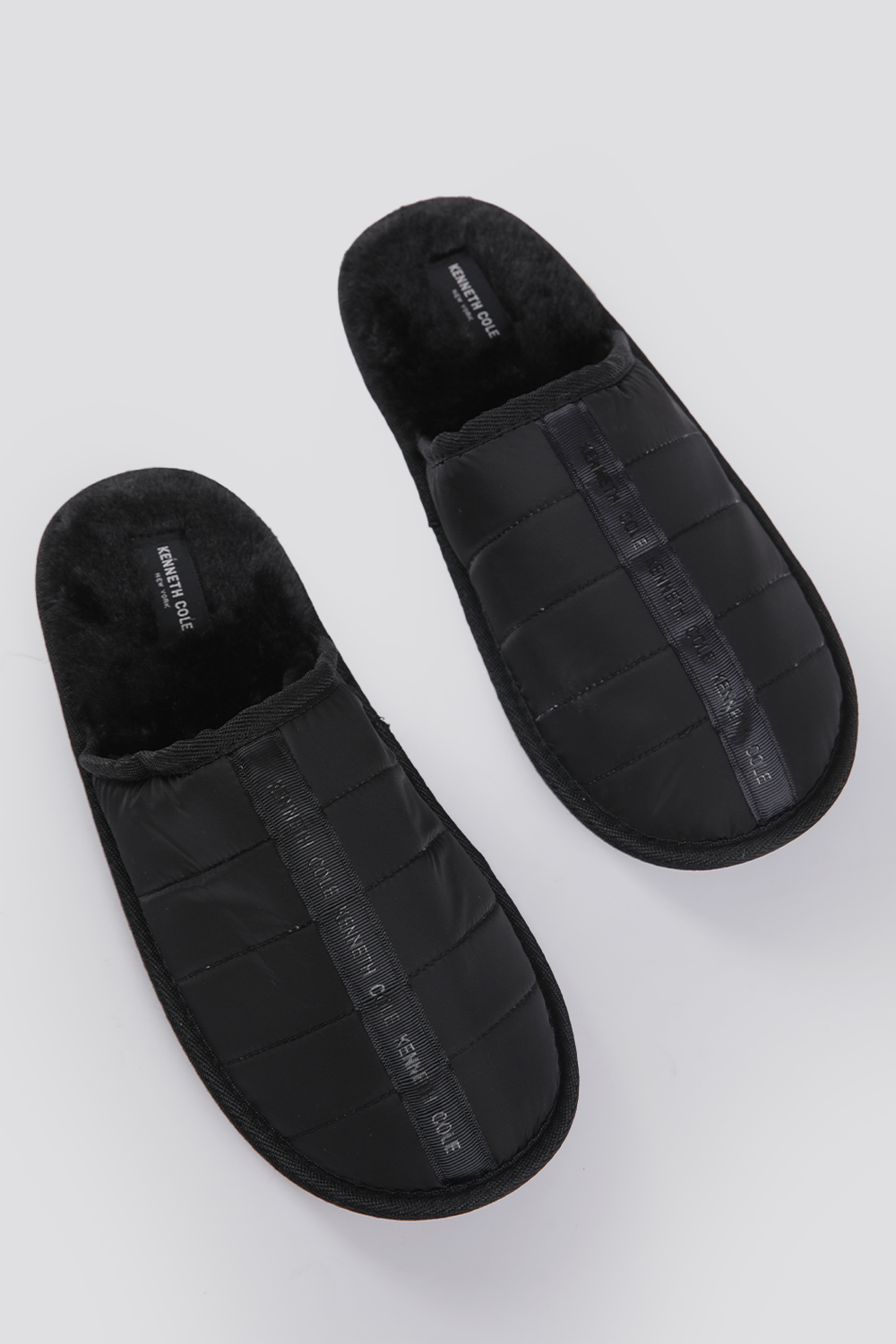 נעלי בית לגברים בצבע שחור