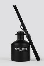 מפיץ ריח שחור 250 מ"ל + מקלות 