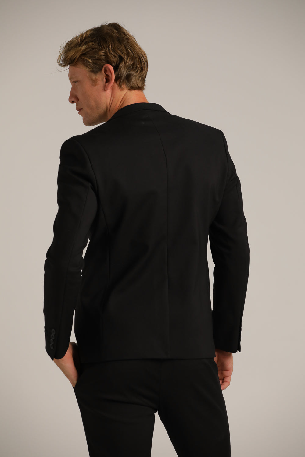 ג'קט בלייזר מחויט בגזרת סלים | קנת קול