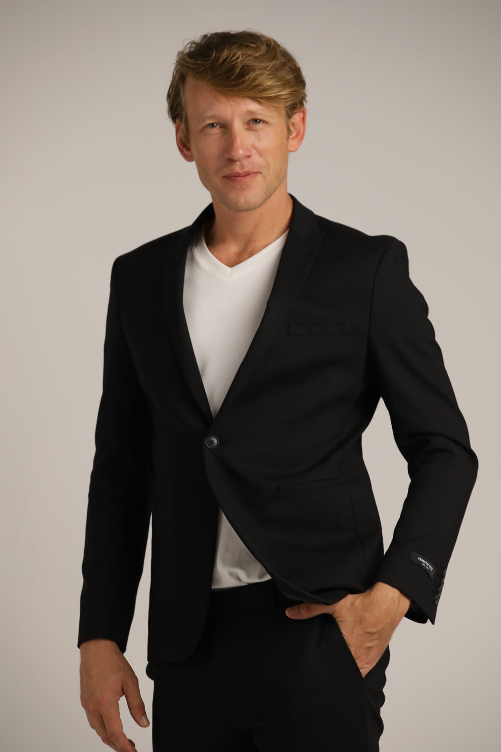 ג'קט בלייזר מחויט בגזרת סלים | קנת קול