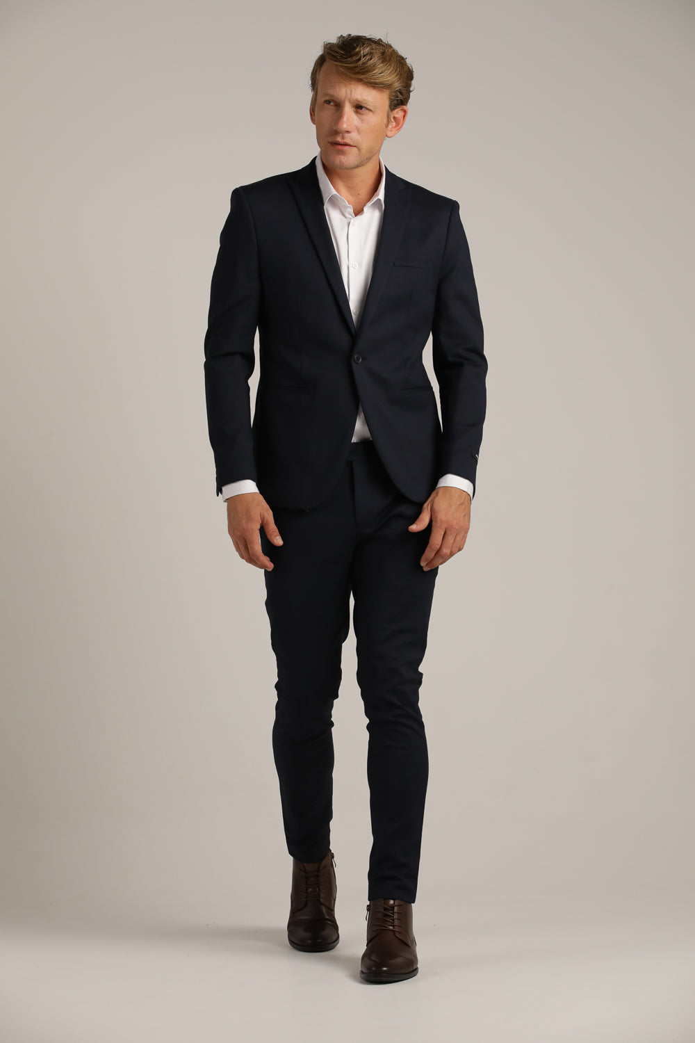 ג'קט בלייזר מחויט בגזרת סלים | קנת קול