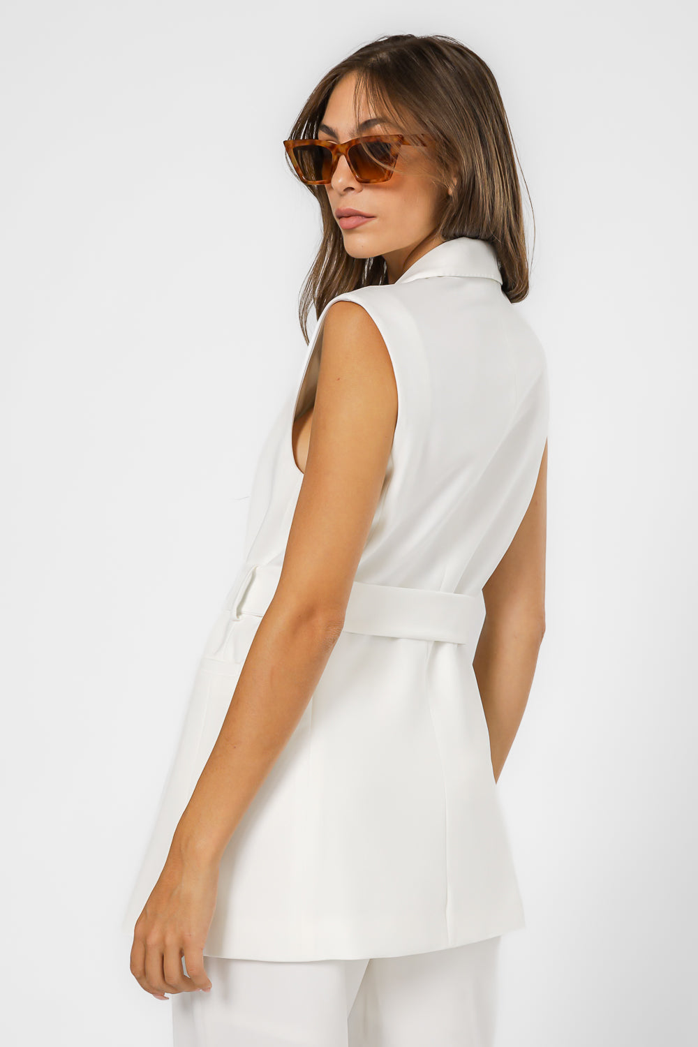 ווסט ארוך מחויט עם קשירה | קנת קול