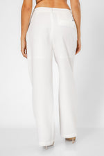 מכנסיים מחויטים בגזרה מתרחבת | קנת קול