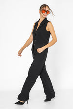 מכנסיים מחויטים בצבע שחור | קנת קול