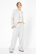 מכנסיים מחויטים מתרחבים | קנת קול