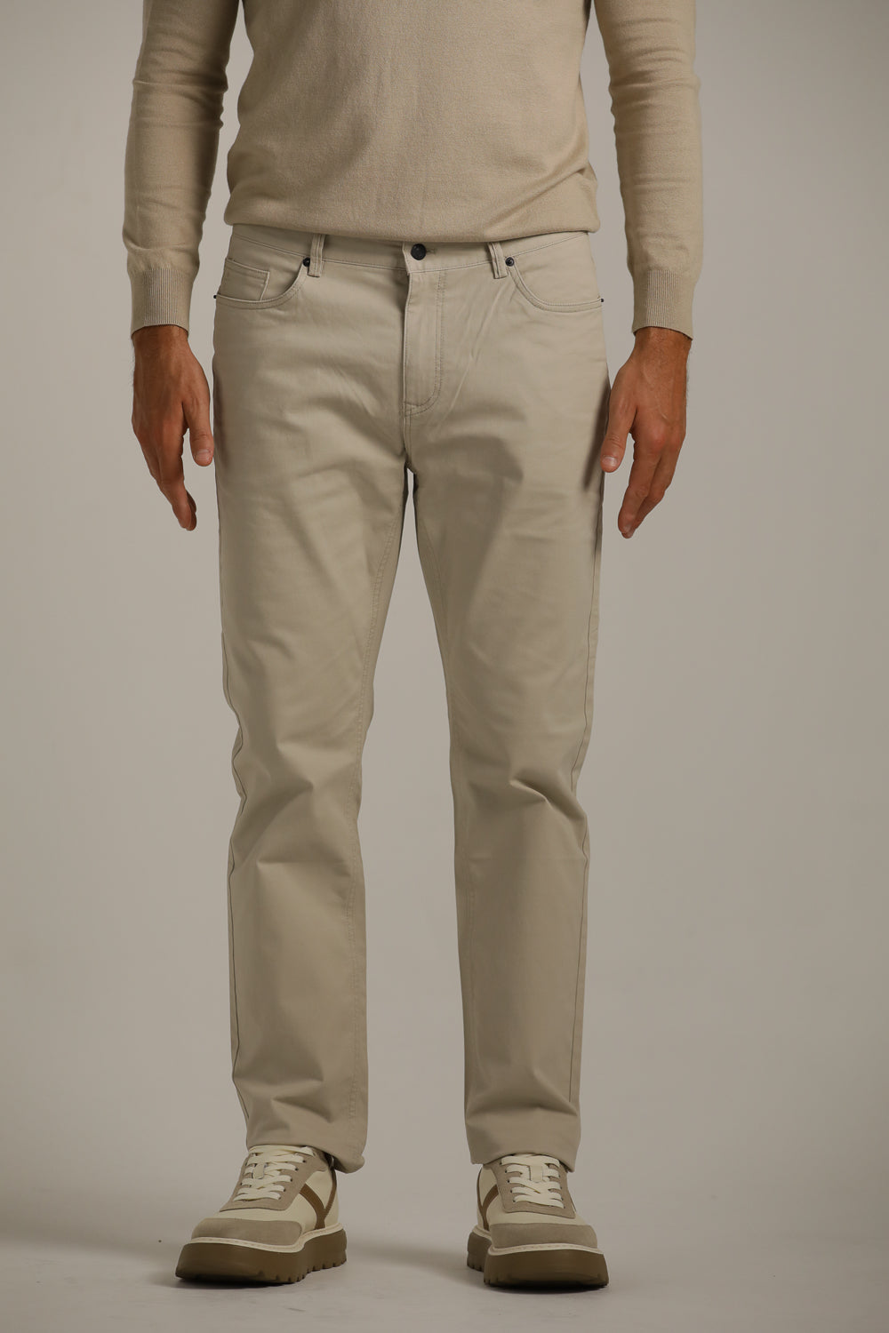 מכנסי ג'ינס בגזרת סקיני ישרה | קנת קול