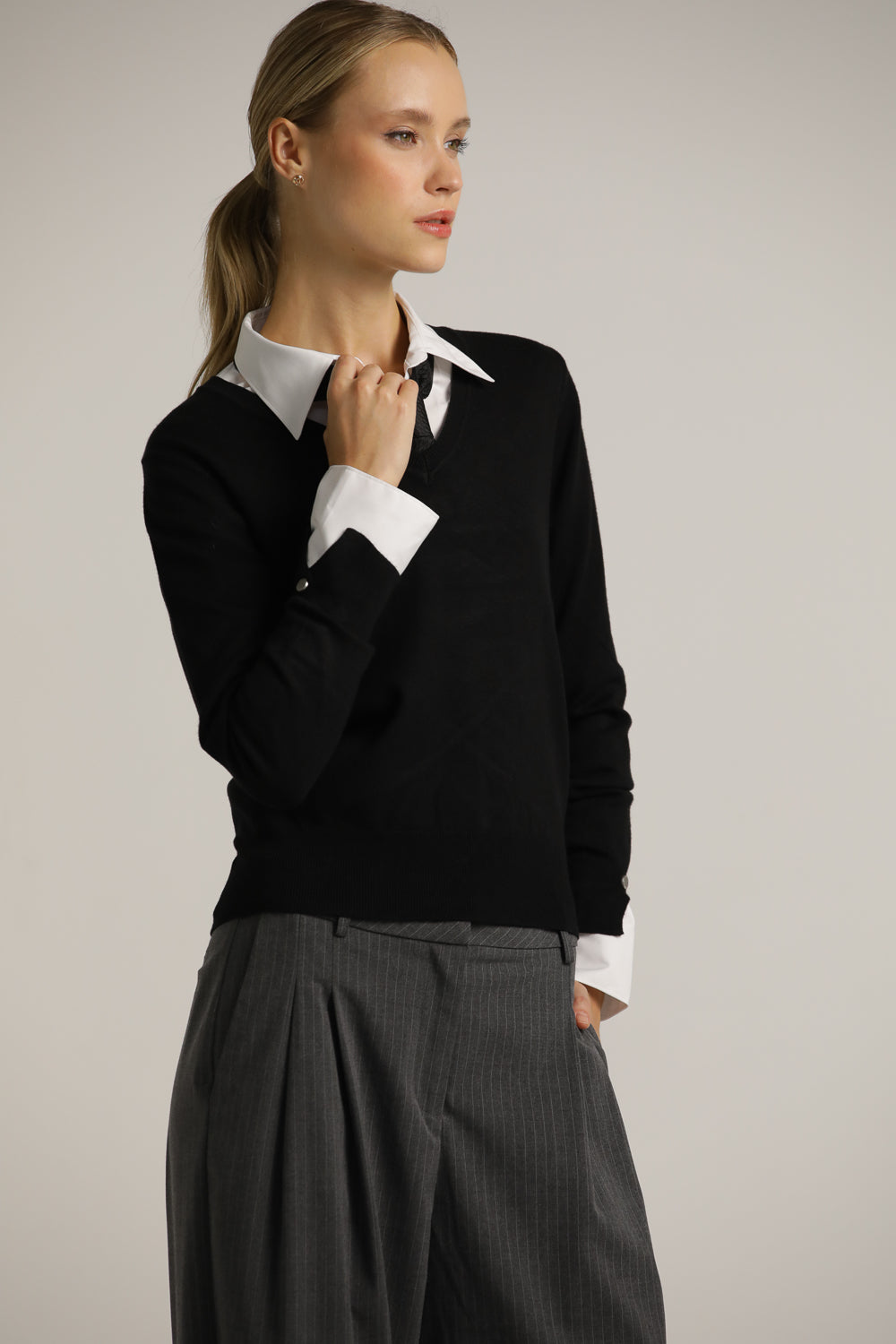 סריג בייסיק מחשוף וי | קנת קול