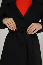 מעיל ארוך עם חגורת קשירה בצבע שחור