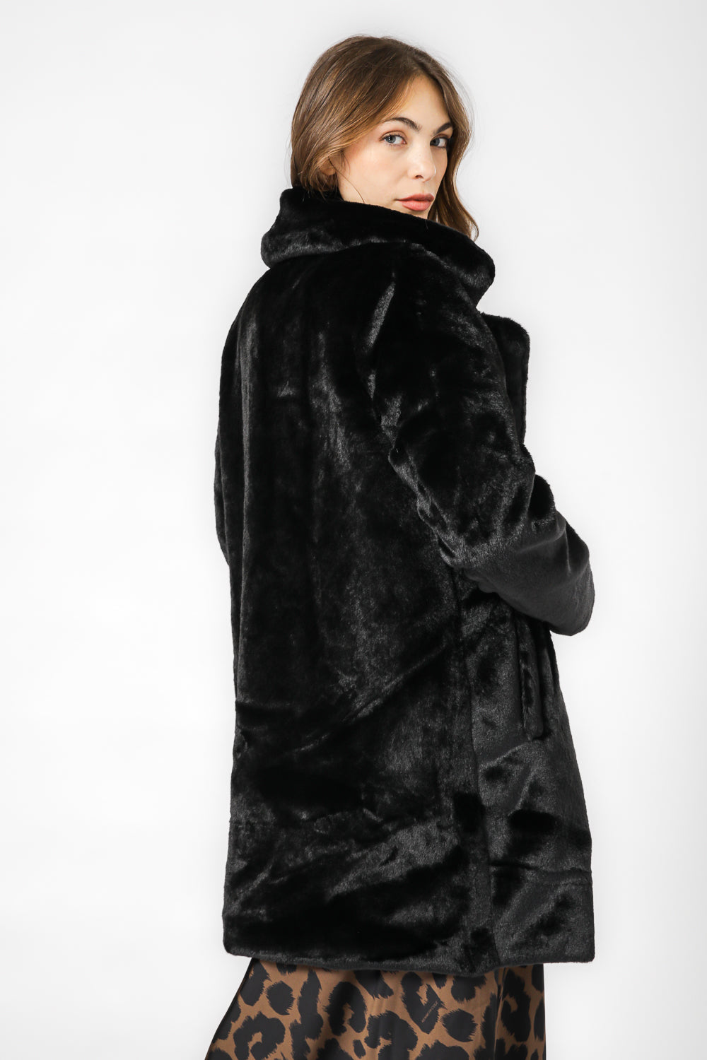 מעיל דמוי פרווה ארוך | קנת קול