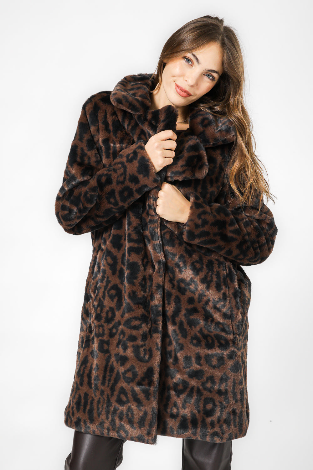 מעיל דמוי פרווה ארוך | קנת קול