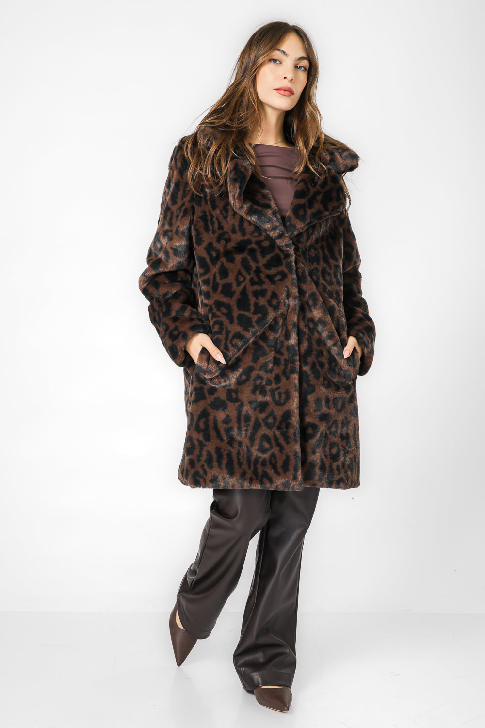 מעיל דמוי פרווה ארוך | קנת קול