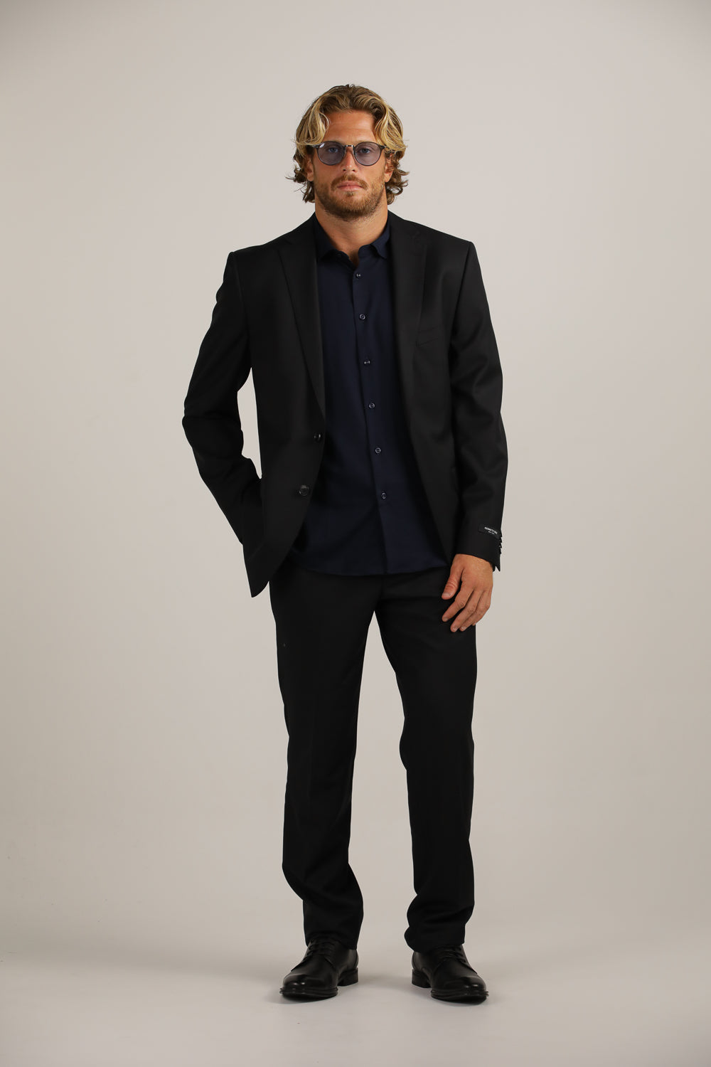 חולצה מכופתרת חלקה בגזרת מודרן פיט | קנת קול