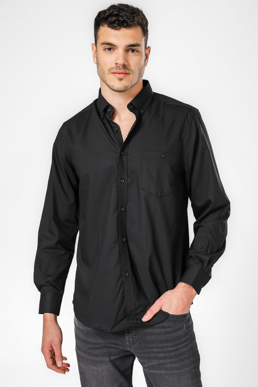 חולצה מכופתרת קלאסית