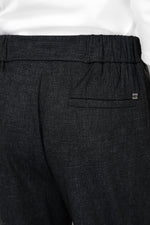 מכנסים מחויטים בגזרה מתרחבת | קנת קול