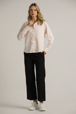 חולצה מכופתרת בצבע ורוד | קנת קול