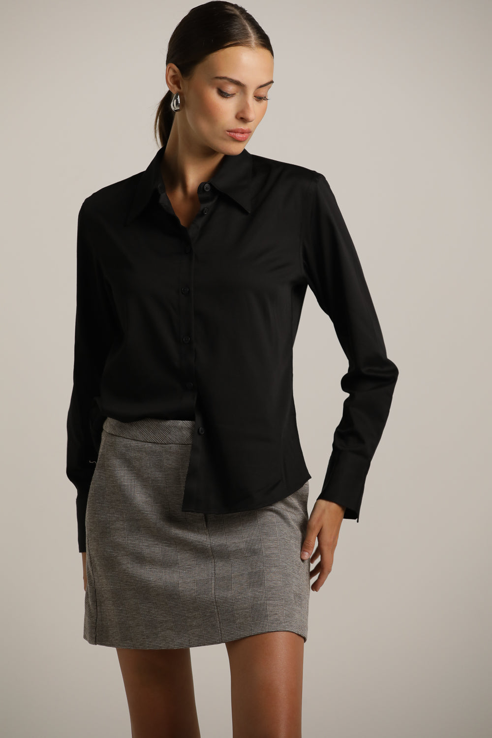 חולצה מכופתרת אלגנטית עם צווארון גדול | קנת קול