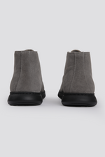 מגפוני זמש לגברים בצבע אפור