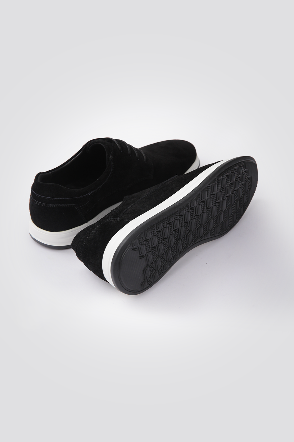 נעלי זמש אלגנטיות לגברים בצבע שחור