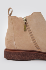 מגפוני זמש לגברים בצבע בז'