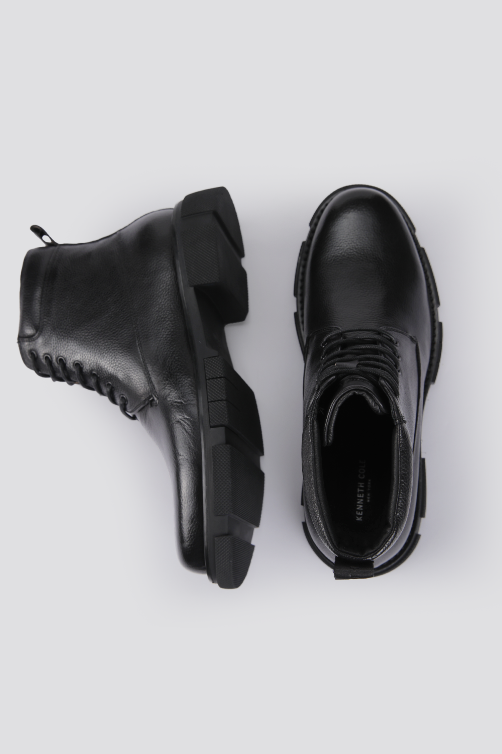 מגפוני עור לגברים בצבע שחור