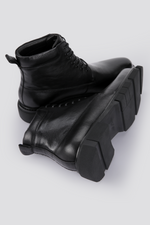 מגפוני עור לגברים בצבע שחור