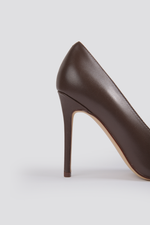נעלי עקב סטילטו 10 ס"מ בצבע חום כהה