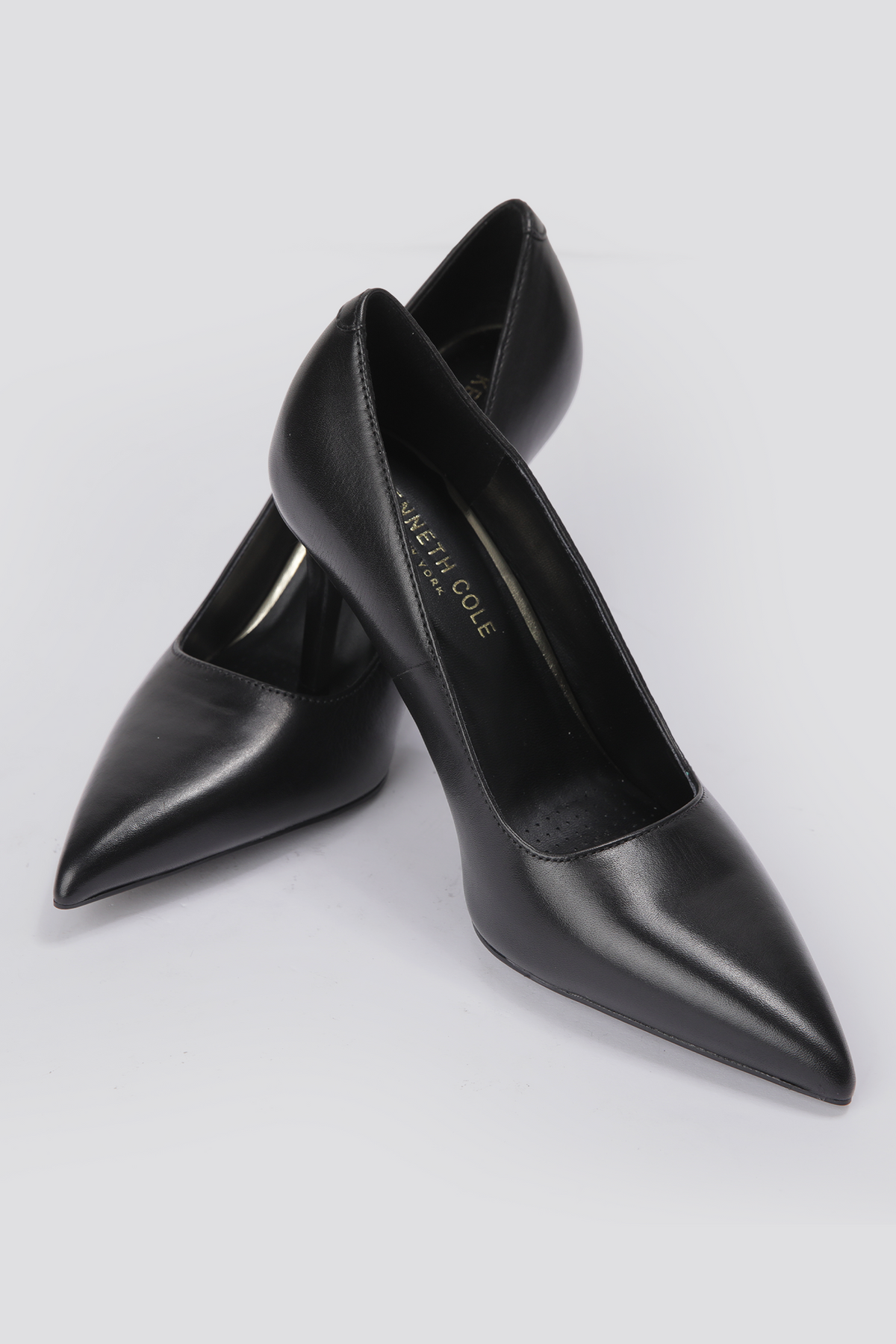 נעלי עקב סטילטו 8 ס"מ בצבע שחור