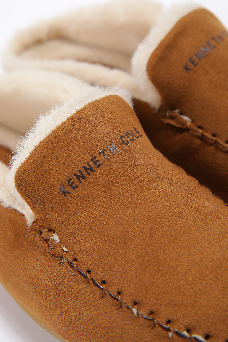 נעלי בית מוקסין לגברים בצבע חום