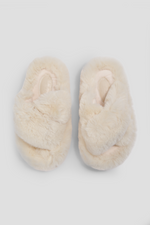 נעלי בית פרוותיות לנשים בצבע קרם