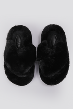 נעלי בית פרוותיות לנשים בצבע שחור