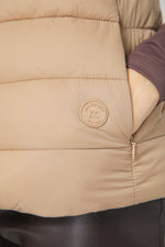 ווסט מרופד עם צווארון גבוה | קנת קול