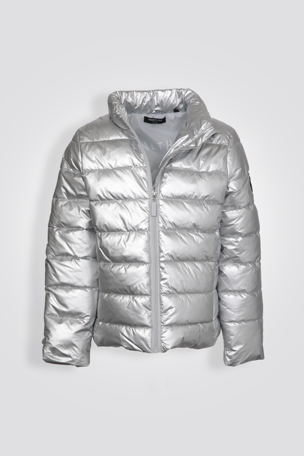 מעיל מרופד בצבע כסף