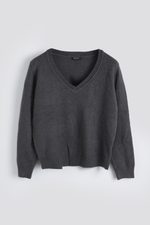 חולצת סריג עם מחשוף וי | קנת קול