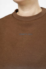 סווטשירט אוברסייז הדפס בגב בצבע קפה