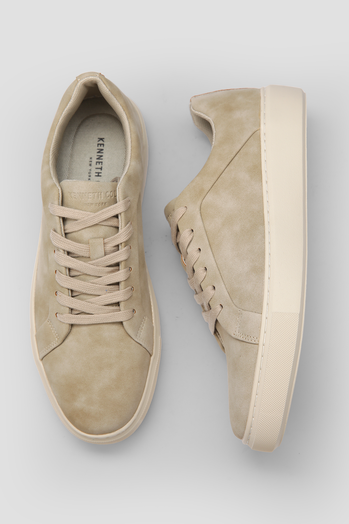 סניקרס במראה שטוף לגברים בצבע חום